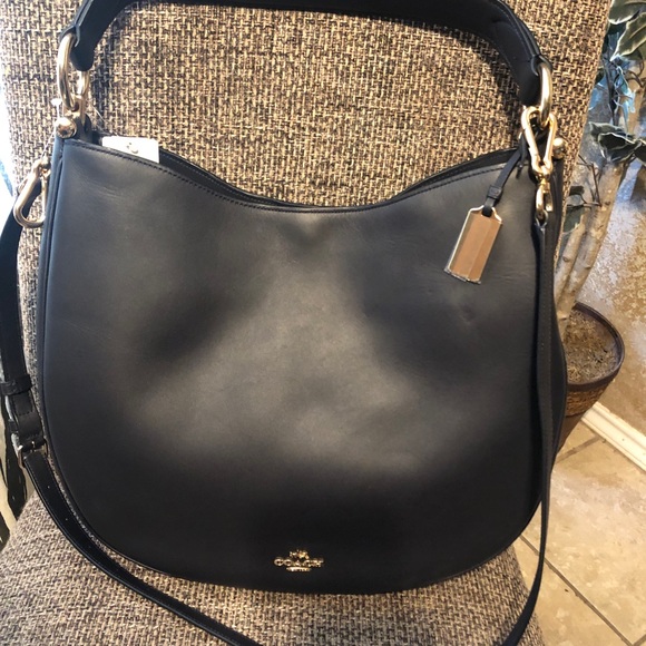 Coach Handbags - Coach Large Hobo Black all Leather Purse